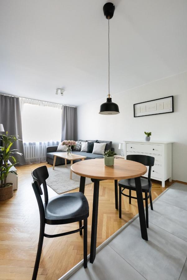 Nowogrodzka Grey Apartment Varsóvia Exterior foto